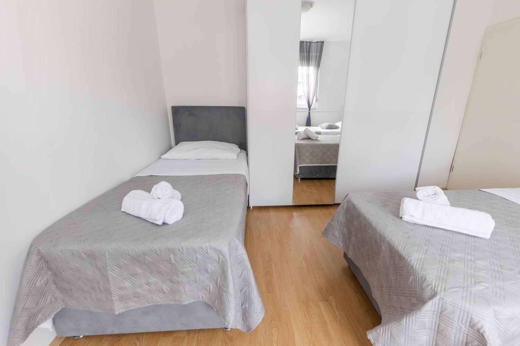 House Niko M With 6 Apartments Split Dış mekan fotoğraf
