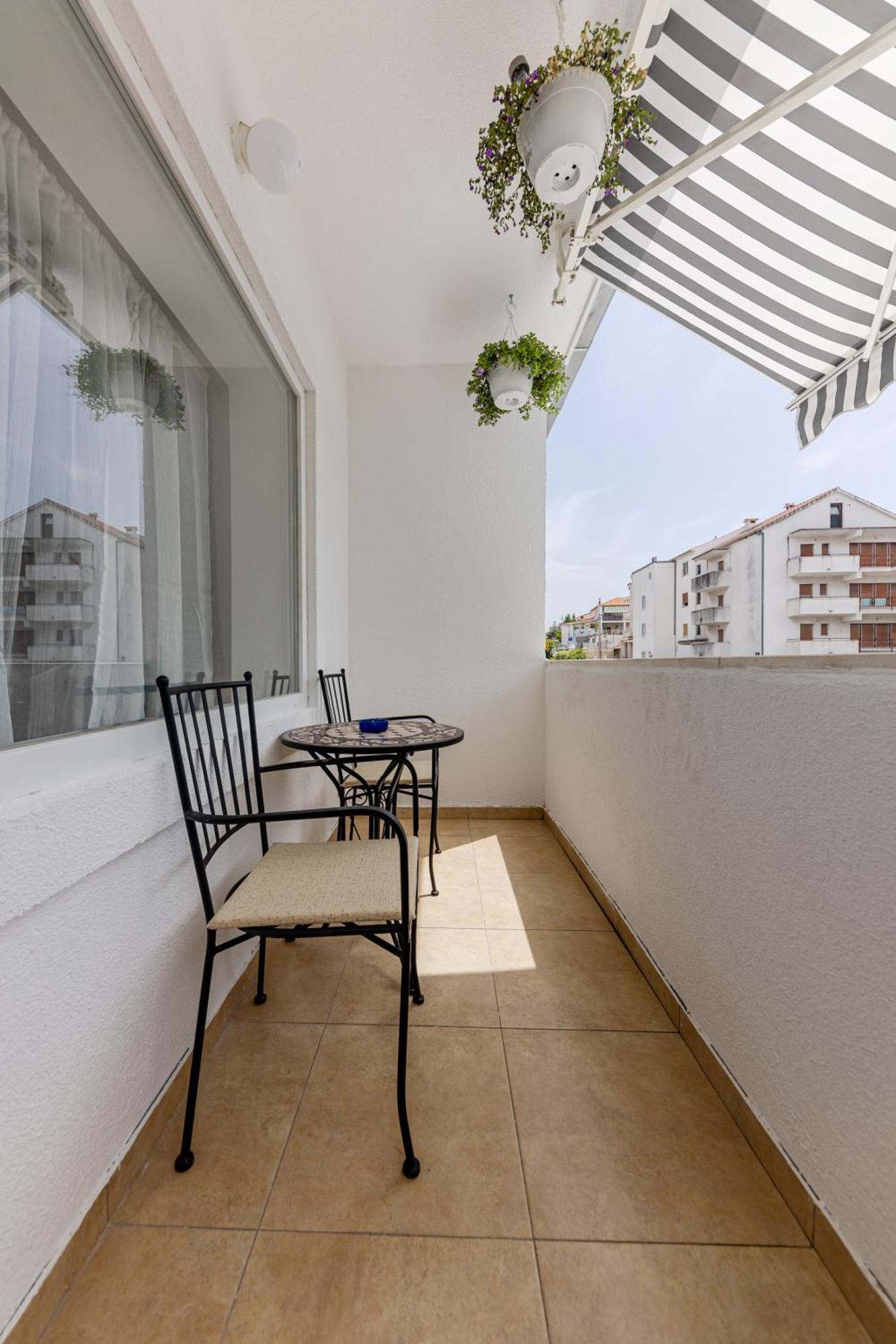 House Niko M With 6 Apartments Split Dış mekan fotoğraf